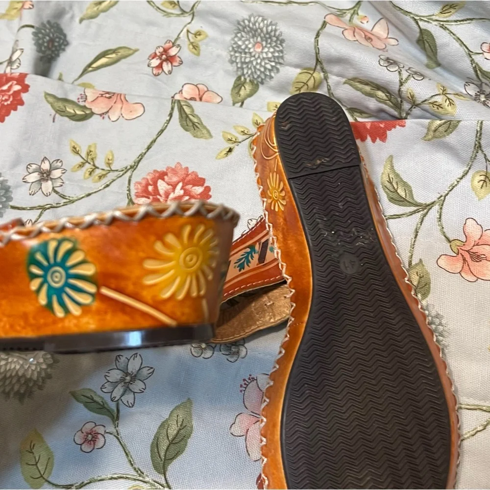 L’artiste Santorini Slide Wedge Sandal